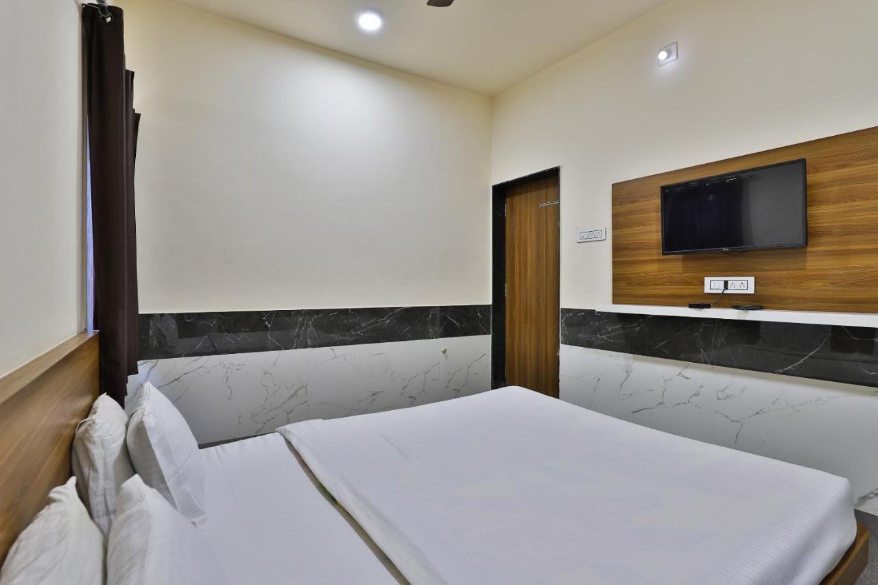 Spot On 37366 Hotel Mahalaxmi Dwārka Εξωτερικό φωτογραφία