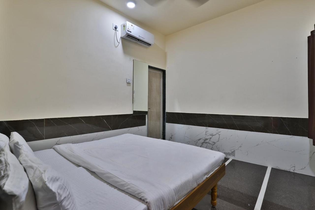 Spot On 37366 Hotel Mahalaxmi Dwārka Εξωτερικό φωτογραφία