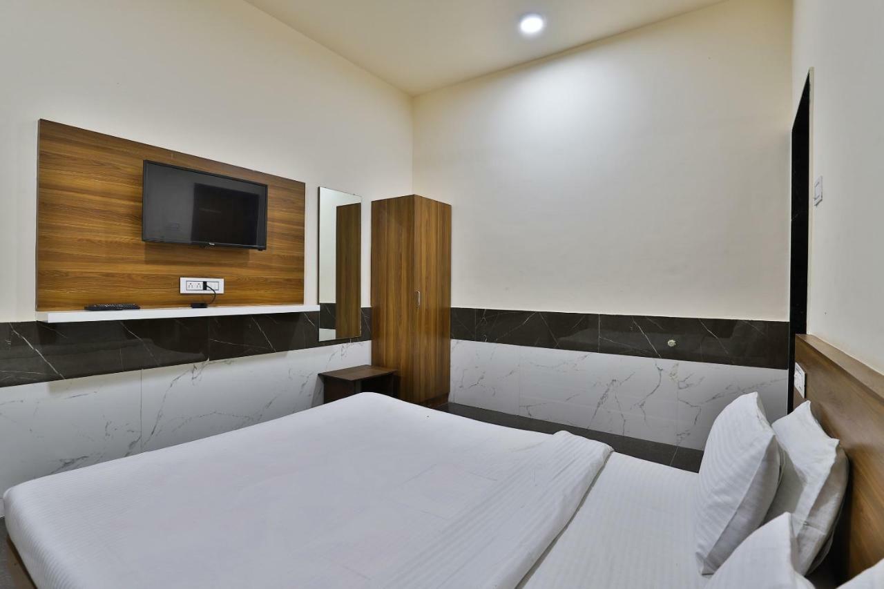 Spot On 37366 Hotel Mahalaxmi Dwārka Εξωτερικό φωτογραφία
