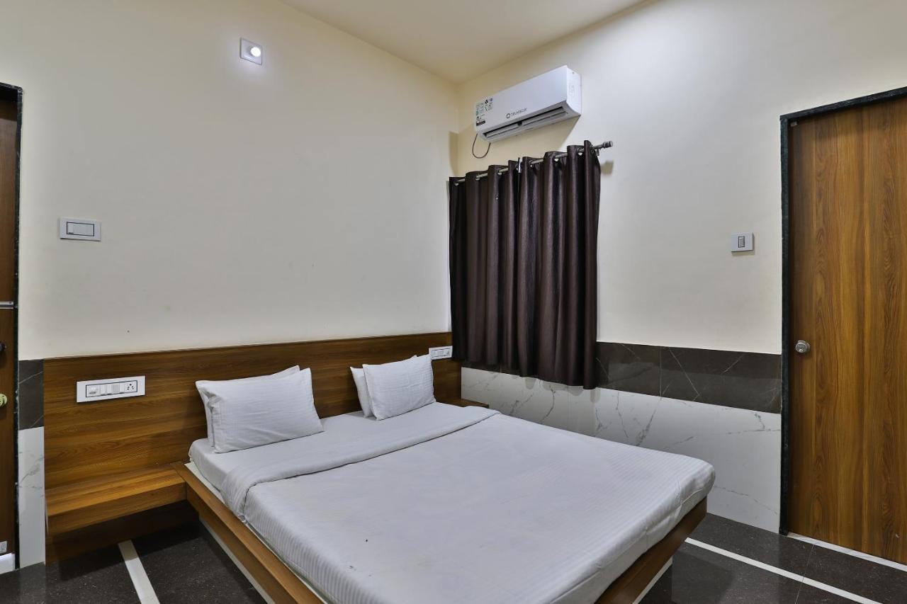 Spot On 37366 Hotel Mahalaxmi Dwārka Εξωτερικό φωτογραφία